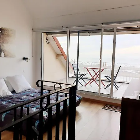 Apartment Sekai No Yane